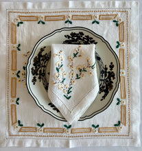 Load image into Gallery viewer, Beige Blossom Napkin & Placemat Set