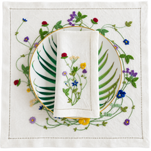 Load image into Gallery viewer, Spring Circle Floral Linen Placemat | GiGi Grimstad
