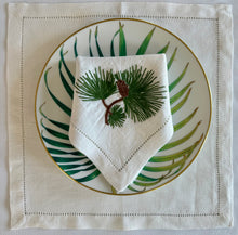 Load image into Gallery viewer, Fir &amp; Pinecone Napkin
